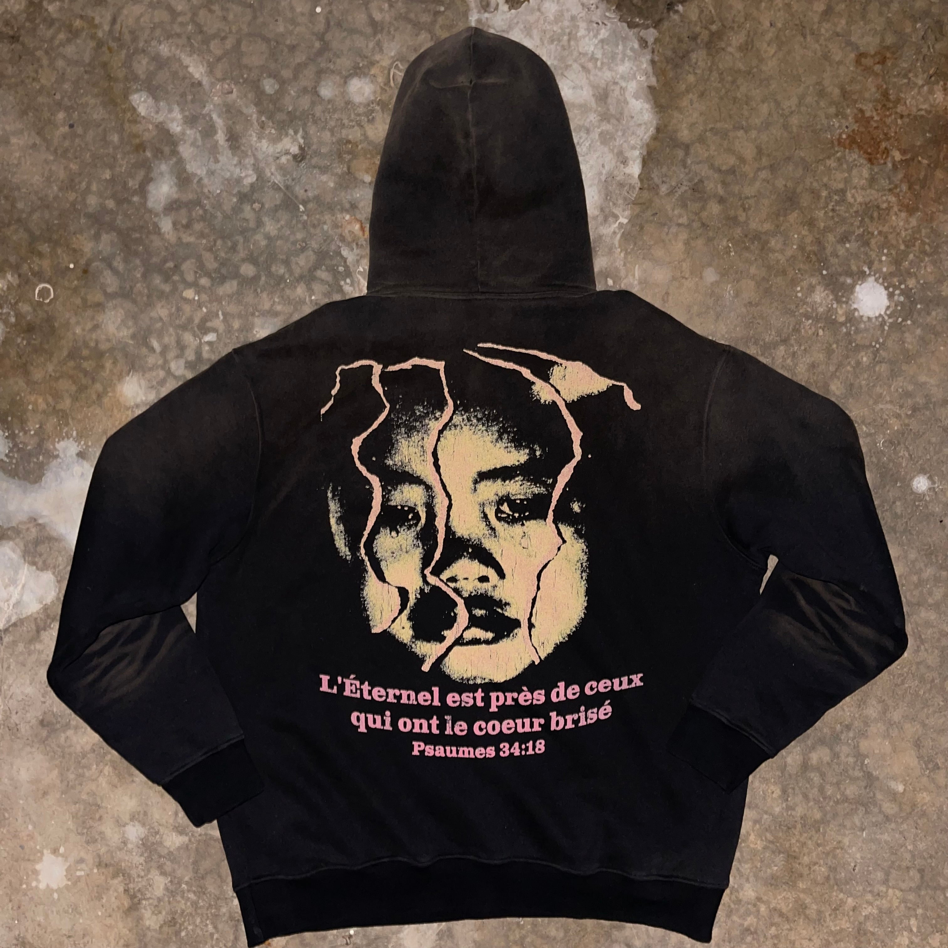 HEALS THE BROKENHEARTED Hoodie