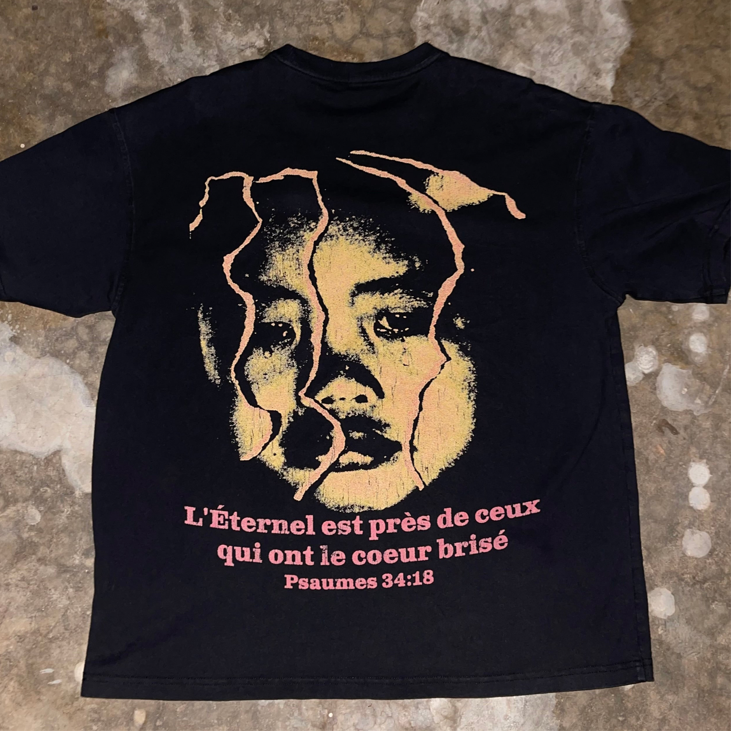 HEALS THE BROKENHEARTED Tee